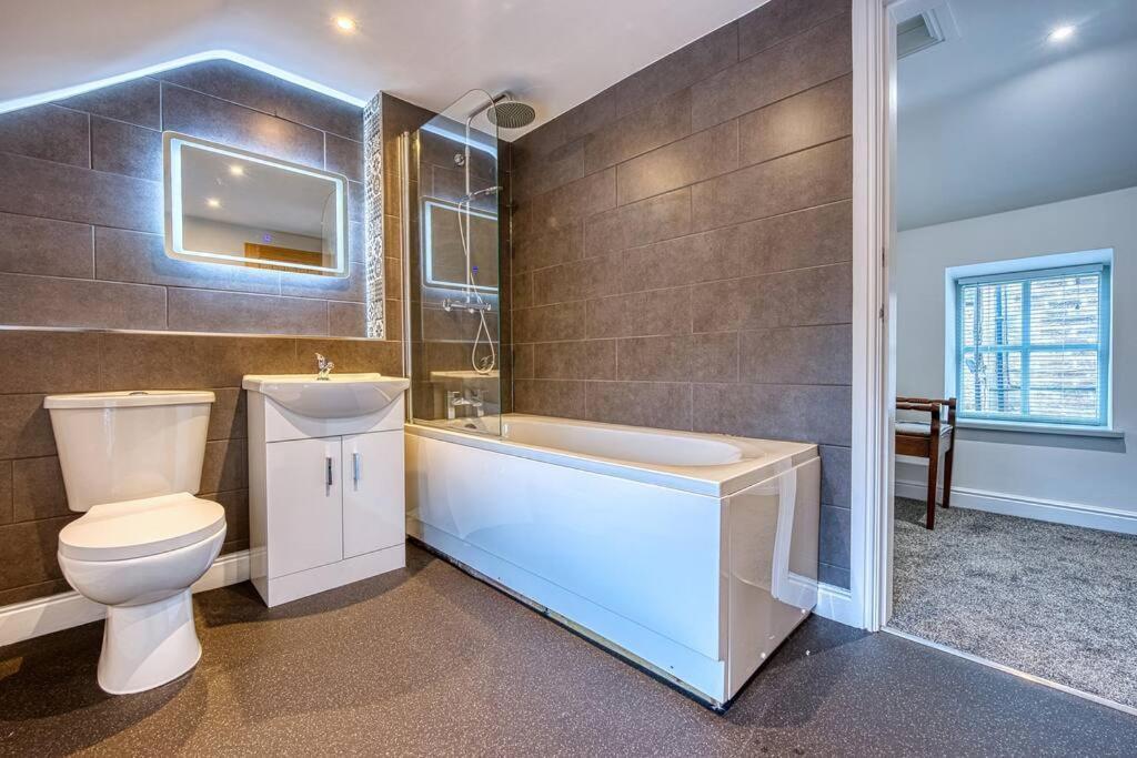 Delightful Two-Bedroom Cottage In The Heart Of Bakewell Εξωτερικό φωτογραφία