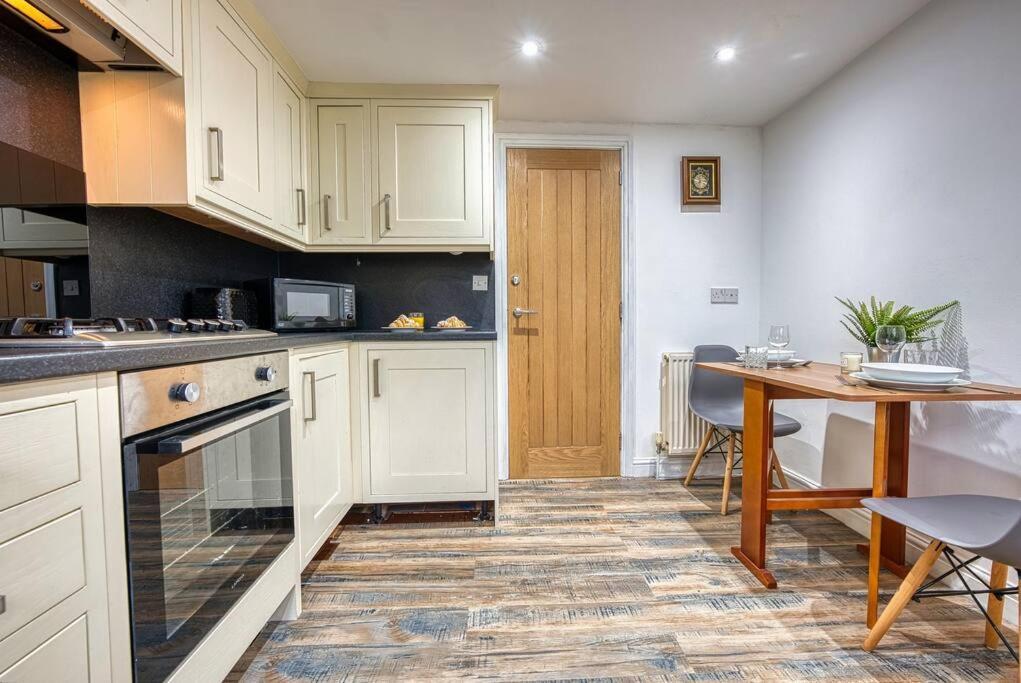Delightful Two-Bedroom Cottage In The Heart Of Bakewell Εξωτερικό φωτογραφία